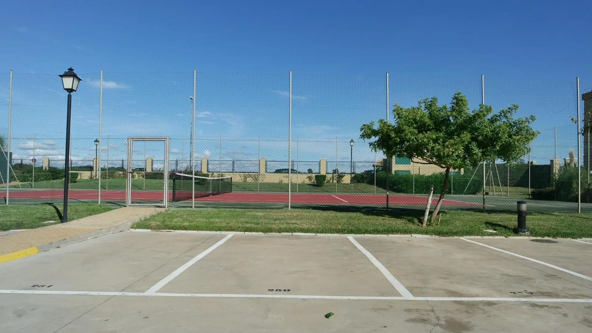 Canela Park By H Isla Canela